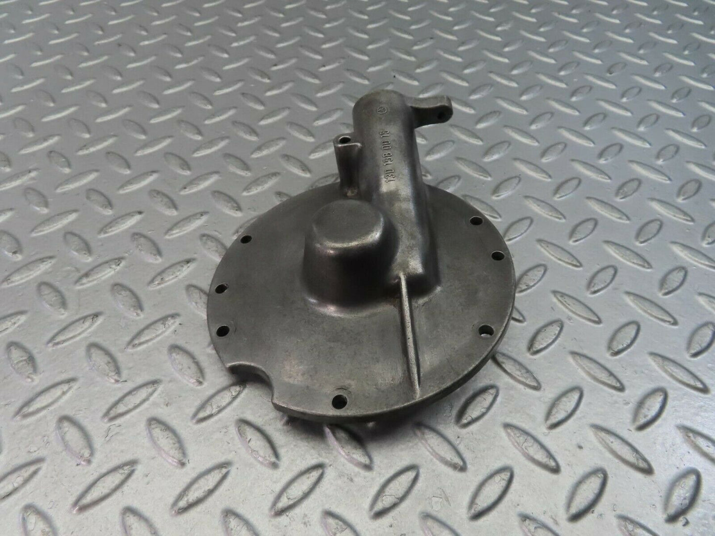 9104 Mercedes-Benz W108 Distributor Housing 1301580015