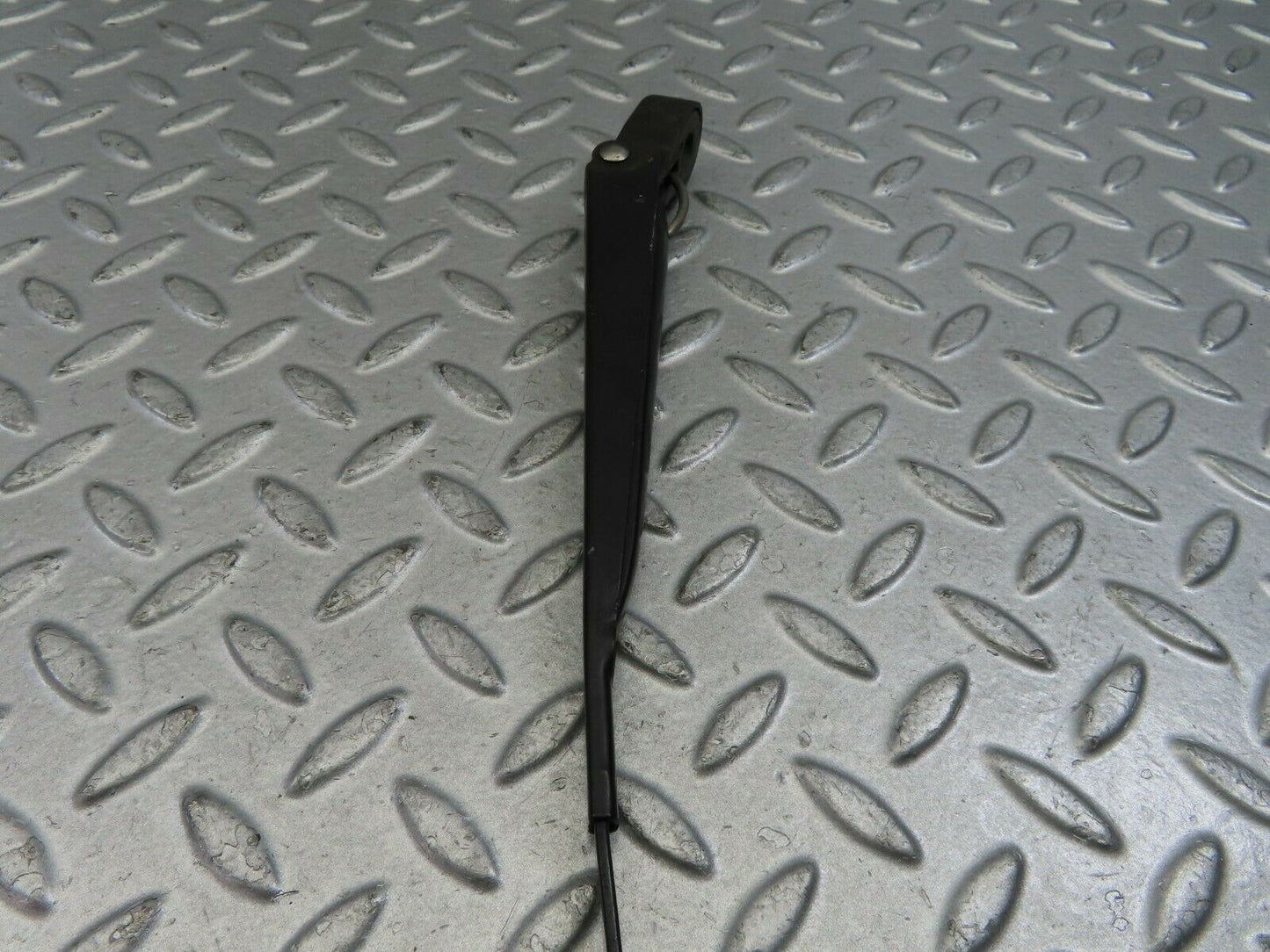 9639 Mercedes-Benz C123 280CE Coupe Wiper Arm Bosch Left 3399990553