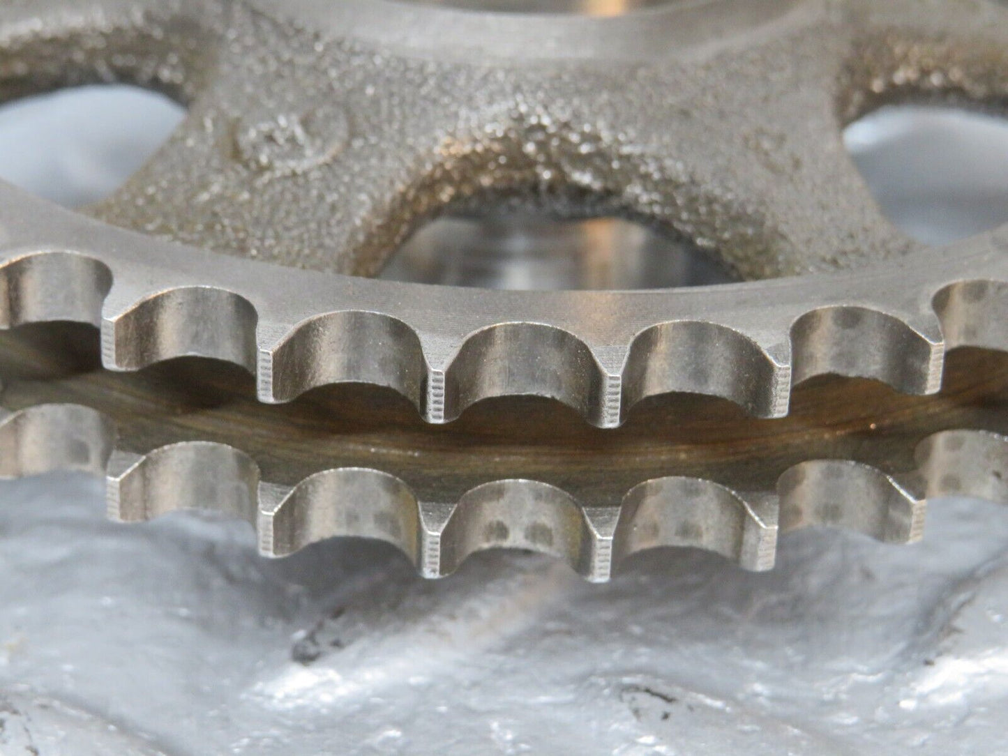 39936 Mercedes-Benz R107 350SL Timing Gear Sprocket 1160770312