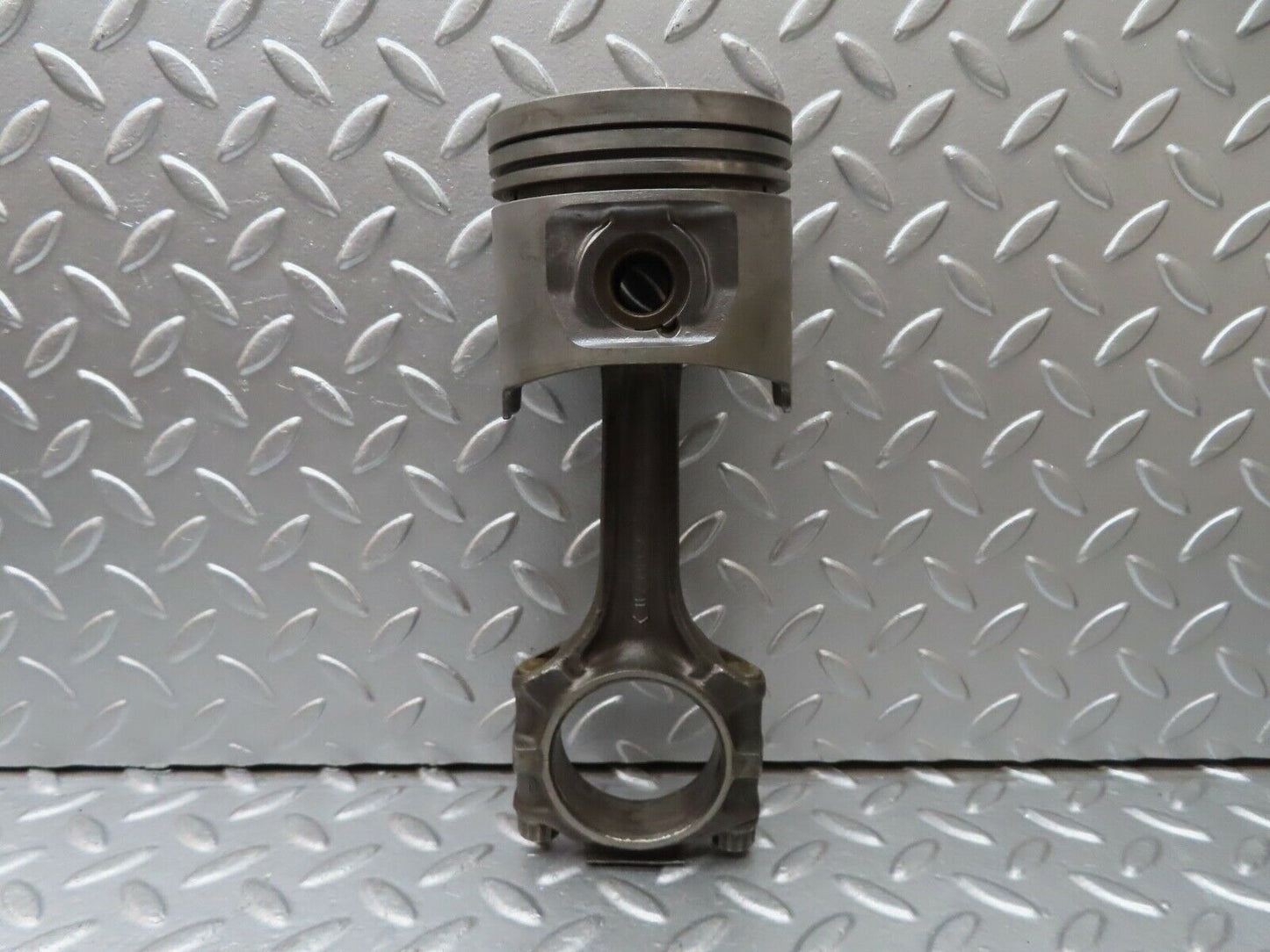 20662 Mercedes-Benz R107 450SL Piston With Connecting Rod 92.00 mm
