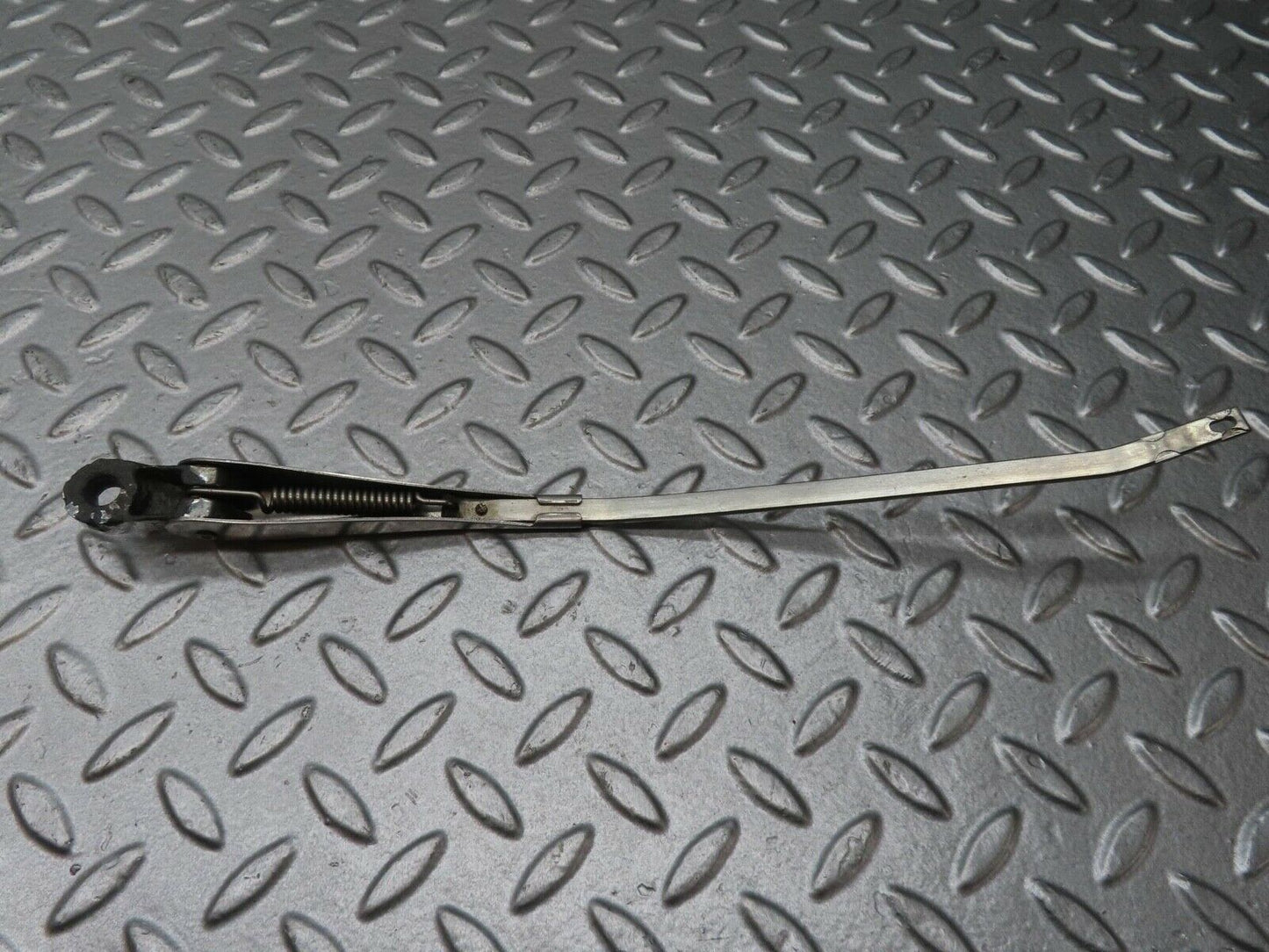 13114 Mercedes-Benz W111 220S Wiper Arm Right Side