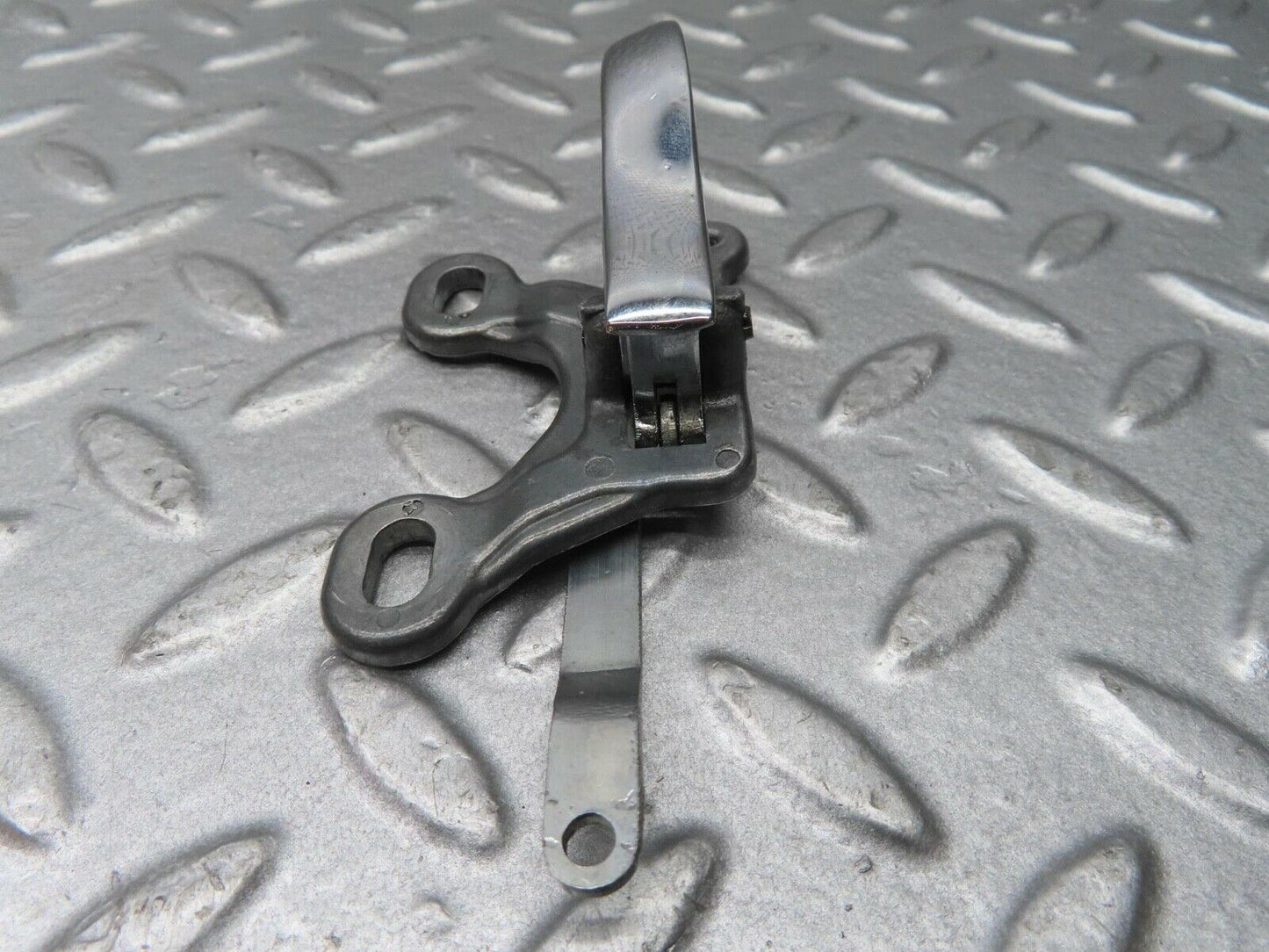 13046 Mercedes-Benz W111 220S Right Interior Door Handle 1107660419
