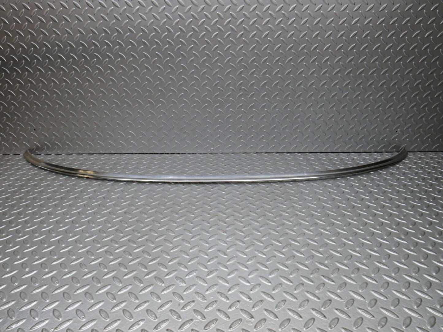 39277 Mercedes-Benz R107 500SL Coupe Front Windscreen Lower Chrome Trim