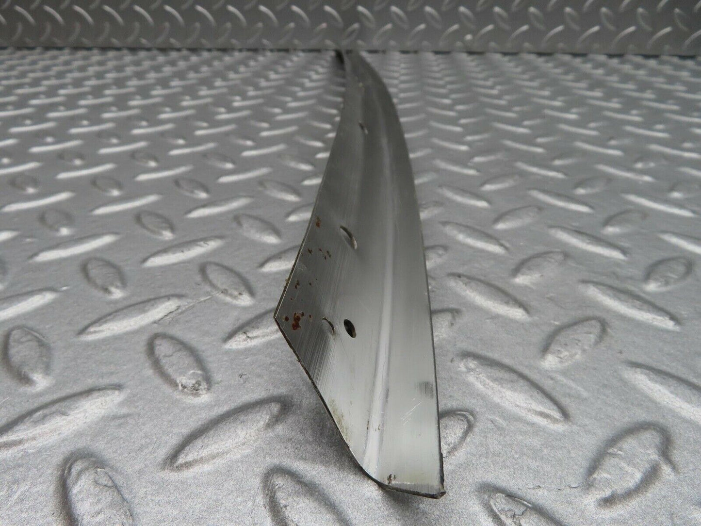 14090 Mercedes-Benz C107 280SLC Roof Chrome Moulding Trim Left Side