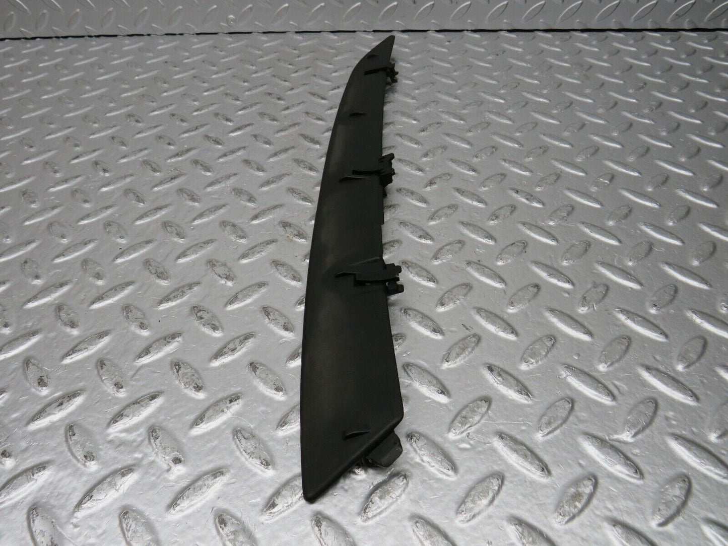 31986 Mercedes-Benz W123 230E Rear Right C Pillar Plastic Trim 1236980114