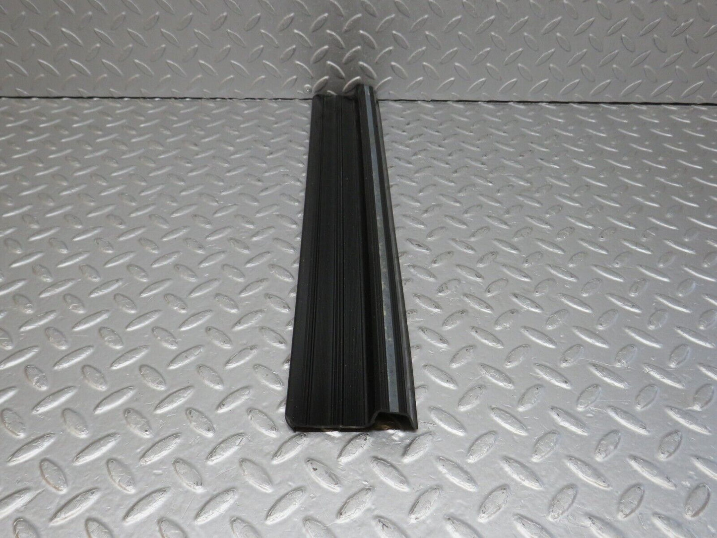40633 Mercedes-Benz W123 300D Rear Right Door Sill Trim Black