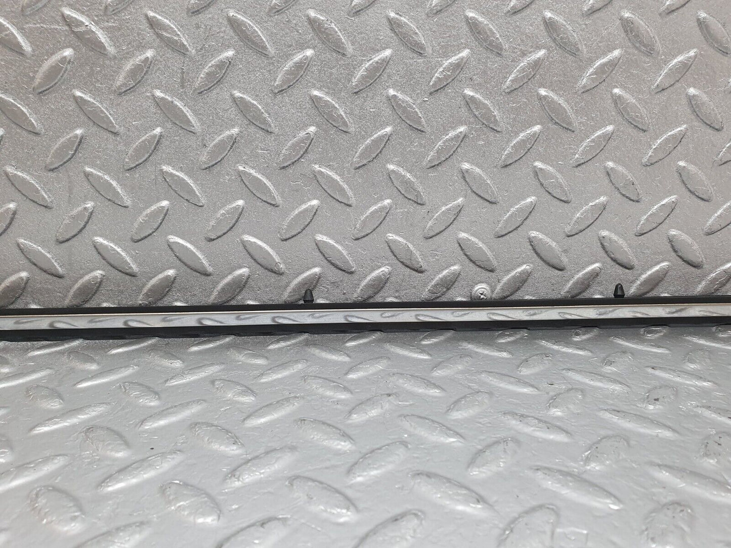 43989 Mercedes-Benz C123 230CE Coupe Right Door Centre Moulding Trim