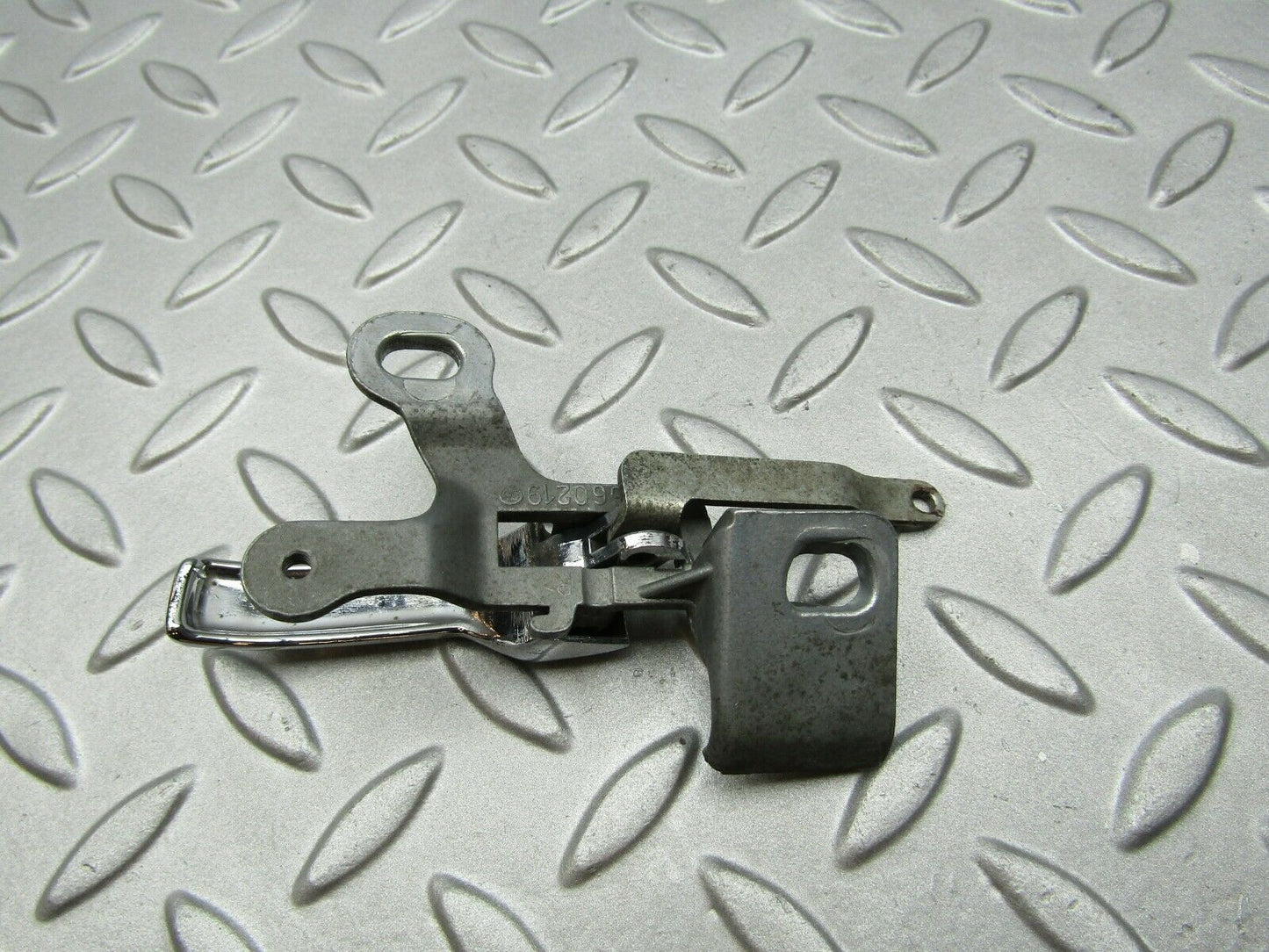 3300 Mercedes-Benz W108 280SE Chrome Door Handle Right 1157660219