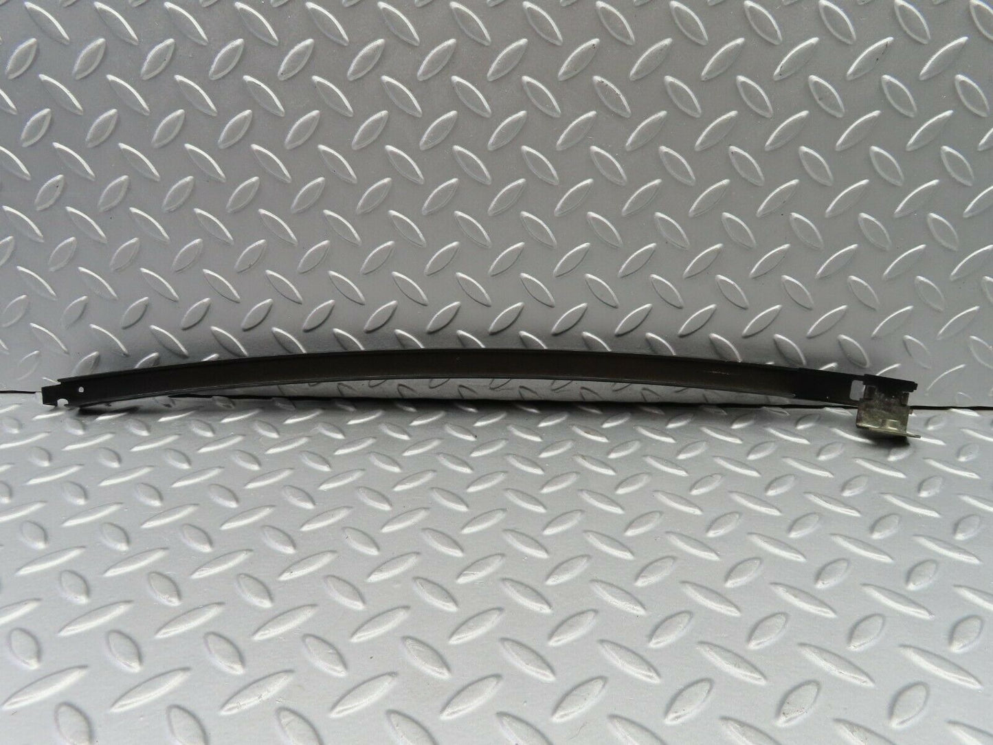 6606 Mercedes-Benz S124 E220 Wagon Window Channel Rear Right