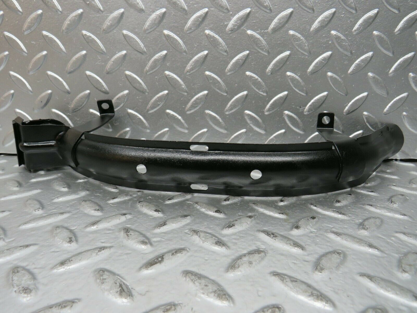 23314 Mercedes-Benz W116 350SE Starter Motor Wire Bracket