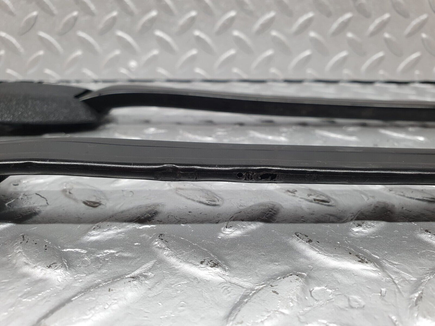 41415 Mercedes-Benz W124 200E Seat Belt Runner Pair