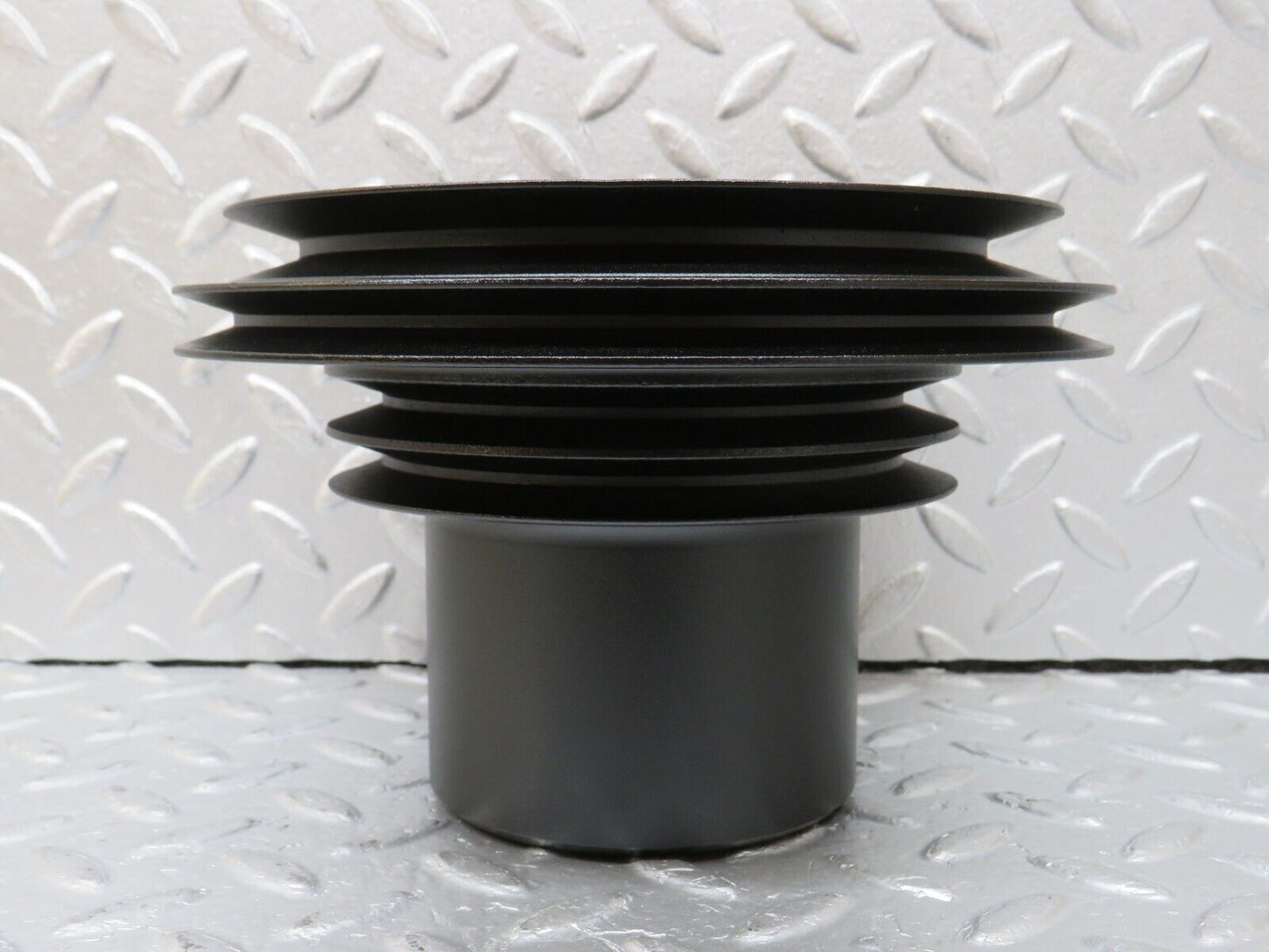 34597 Mercedes-Benz C126 380SEC Coupe Crankshaft Pulley