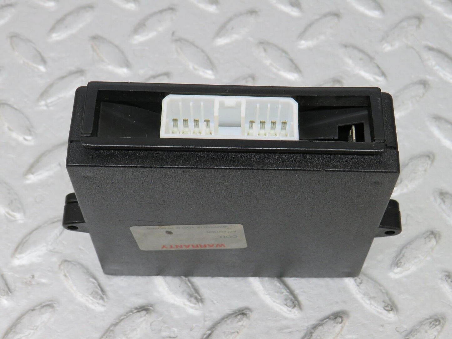 36643 Mercedes-Benz W201 190E 2.0L Alarm Control Module