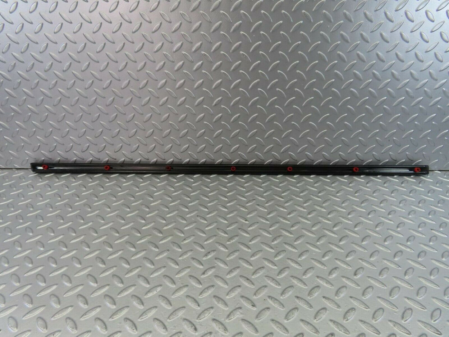 10244 Mercedes-Benz W123 Rear Left Door Centre Moulding Trim