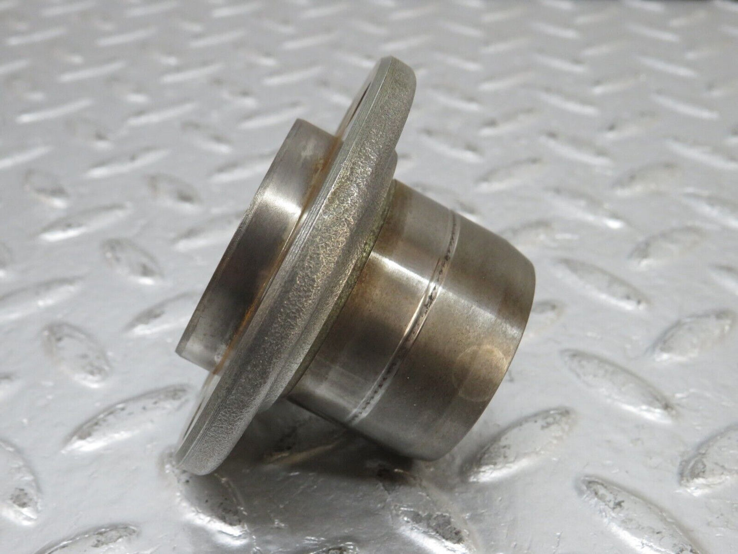 34520 Mercedes-Benz C126 380SEC Coupe Crankshaft Sleeve Hub