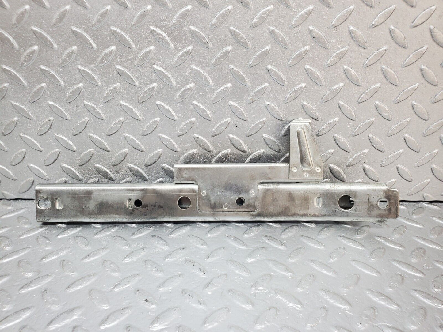 44533 Mercedes-Benz W123 280E Front Right Seat Rail Pair