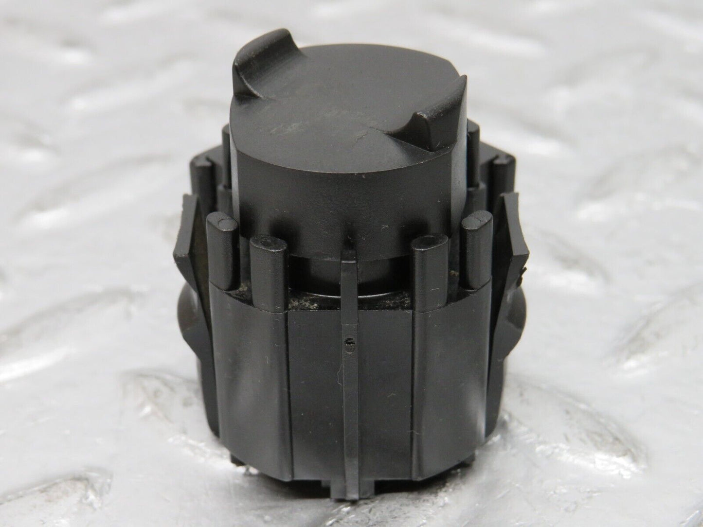32609 Mercedes-Benz S124 300TE Wagon Kick Down Switch 0025452214