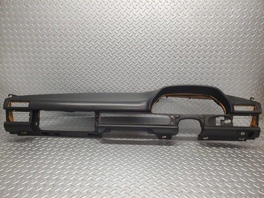 46020 Mercedes-Benz W126 420SE Dashboard Black