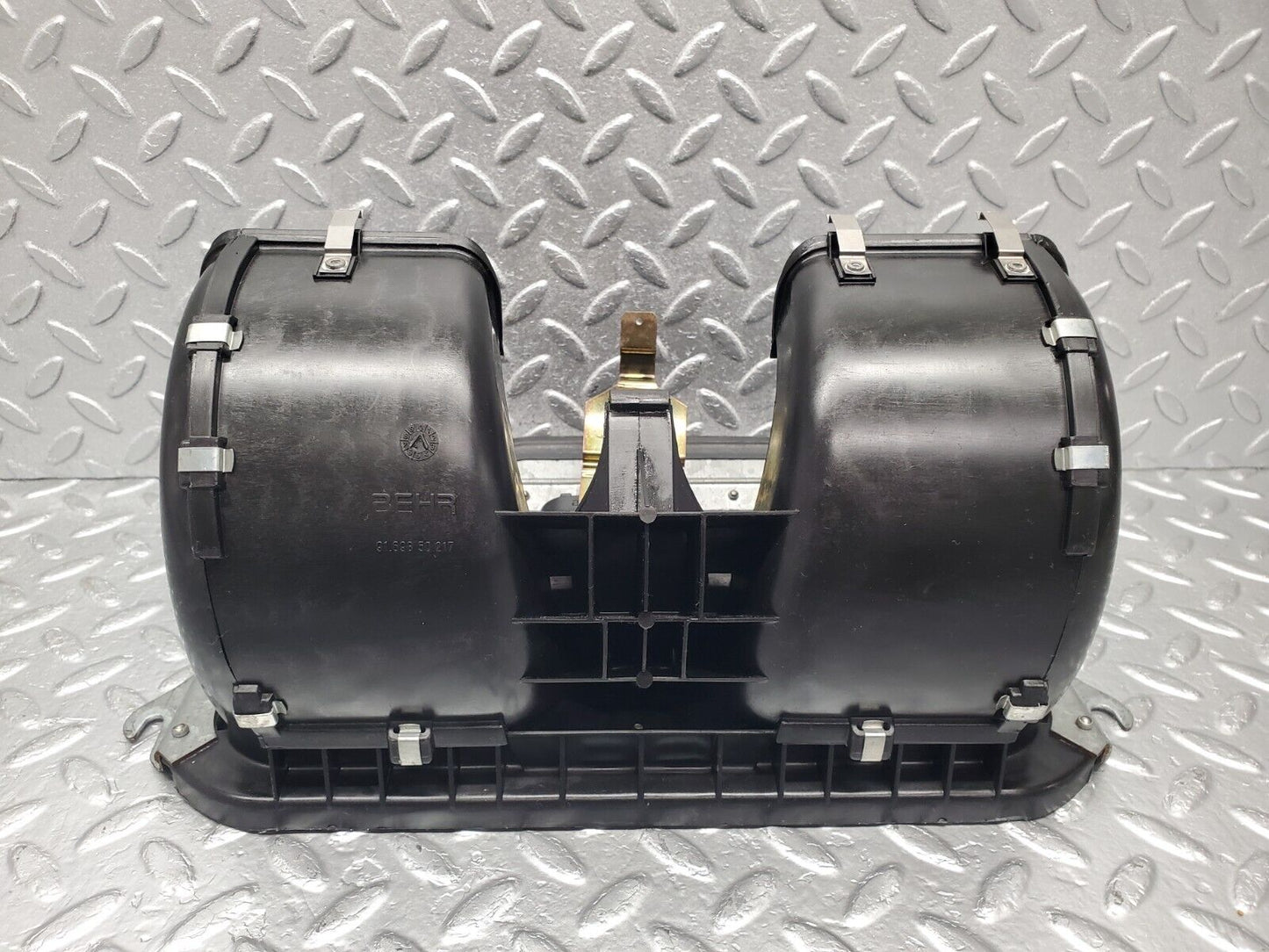 46772 Mercedes-Benz R129 320SL Coupe Heater Blower Motor Housing