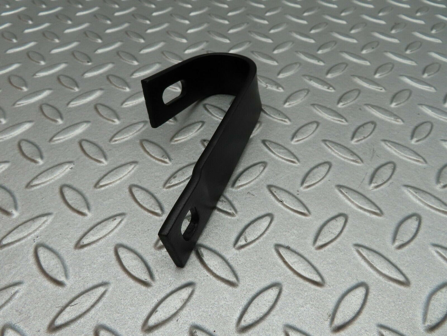 4894 Mercedes-Benz W114 280CE Coupe Front Left Bumper Holder Bracket