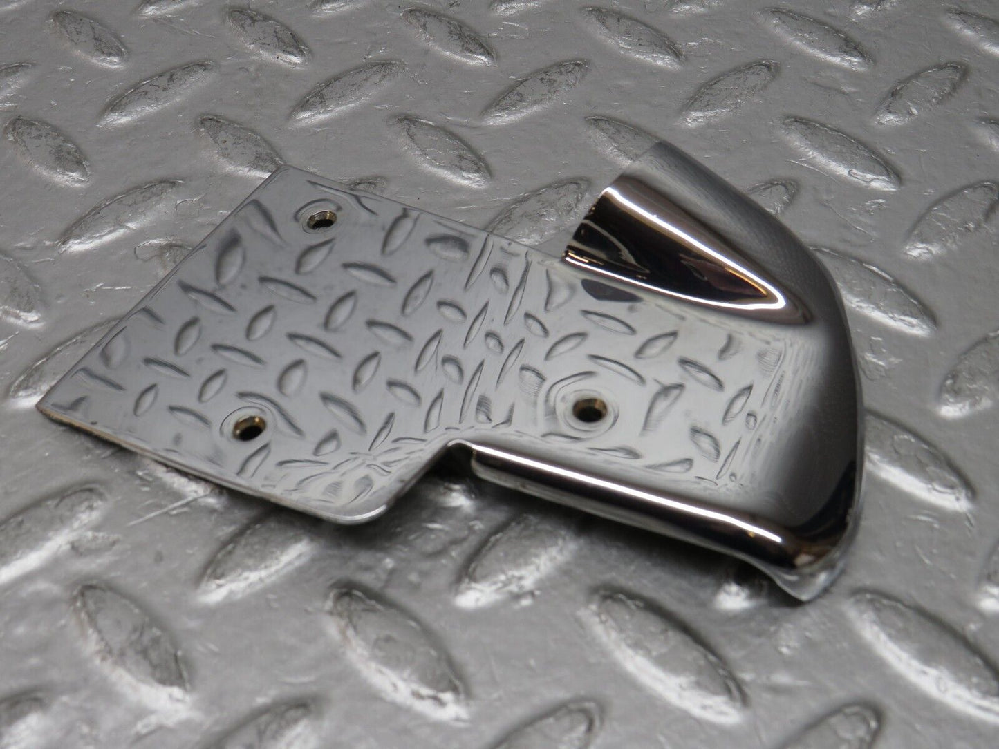 37764 Mercedes-Benz A124 320E Cabriolet B Pillar Chrome Cover Plate Left Side