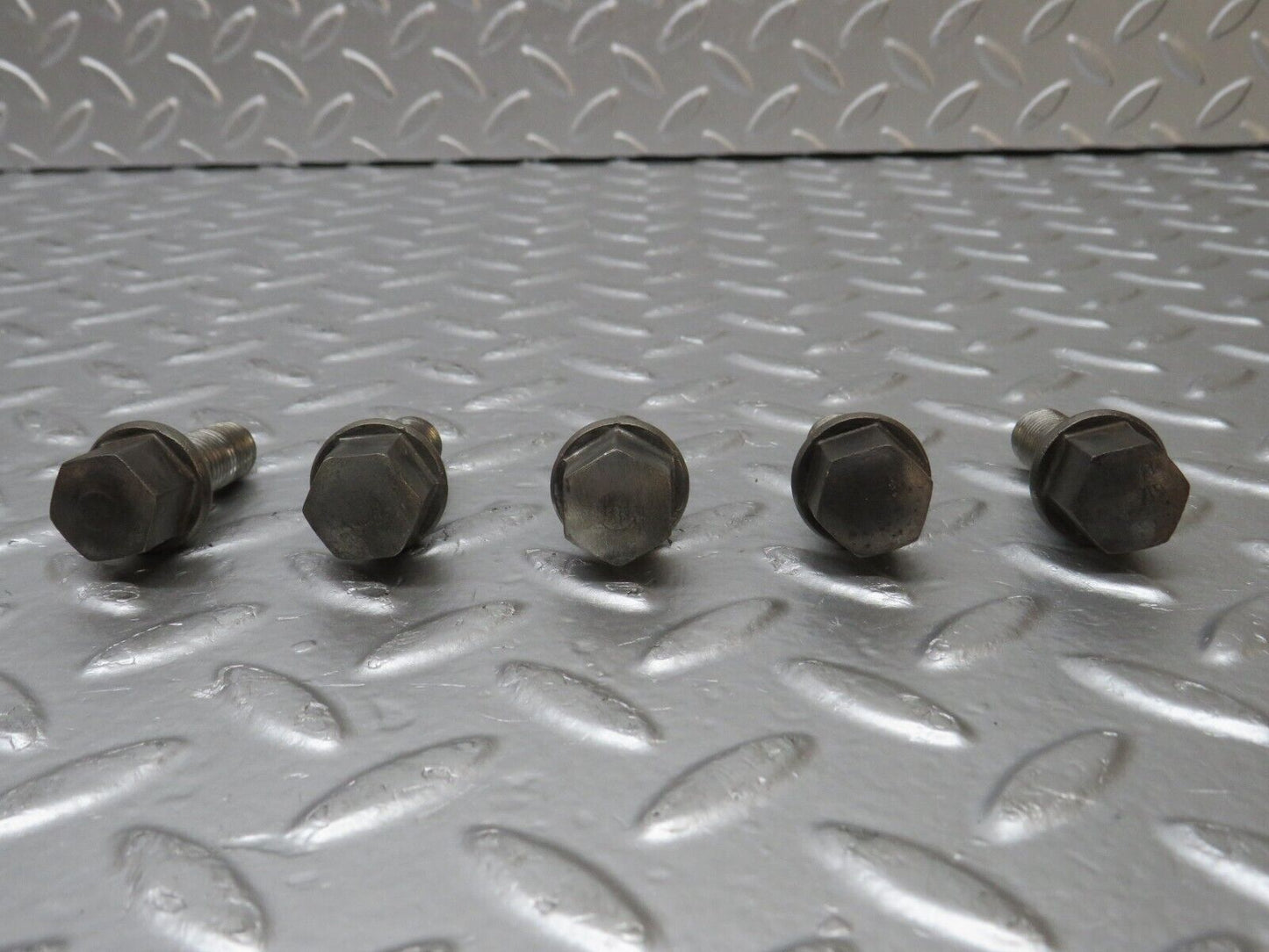 32231 Mercedes-Benz 5x Alloy Wheel Lug Bolt M12x1.5