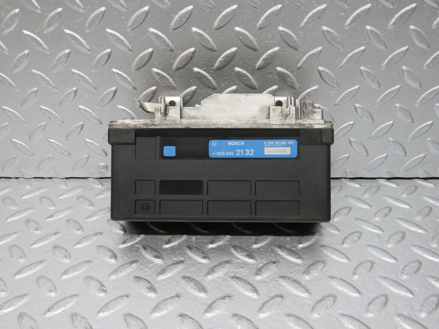 31703 Mercedes-Benz W201 190LE 1.8L ABS Control Unit Bosch 0055452132 0265101018
