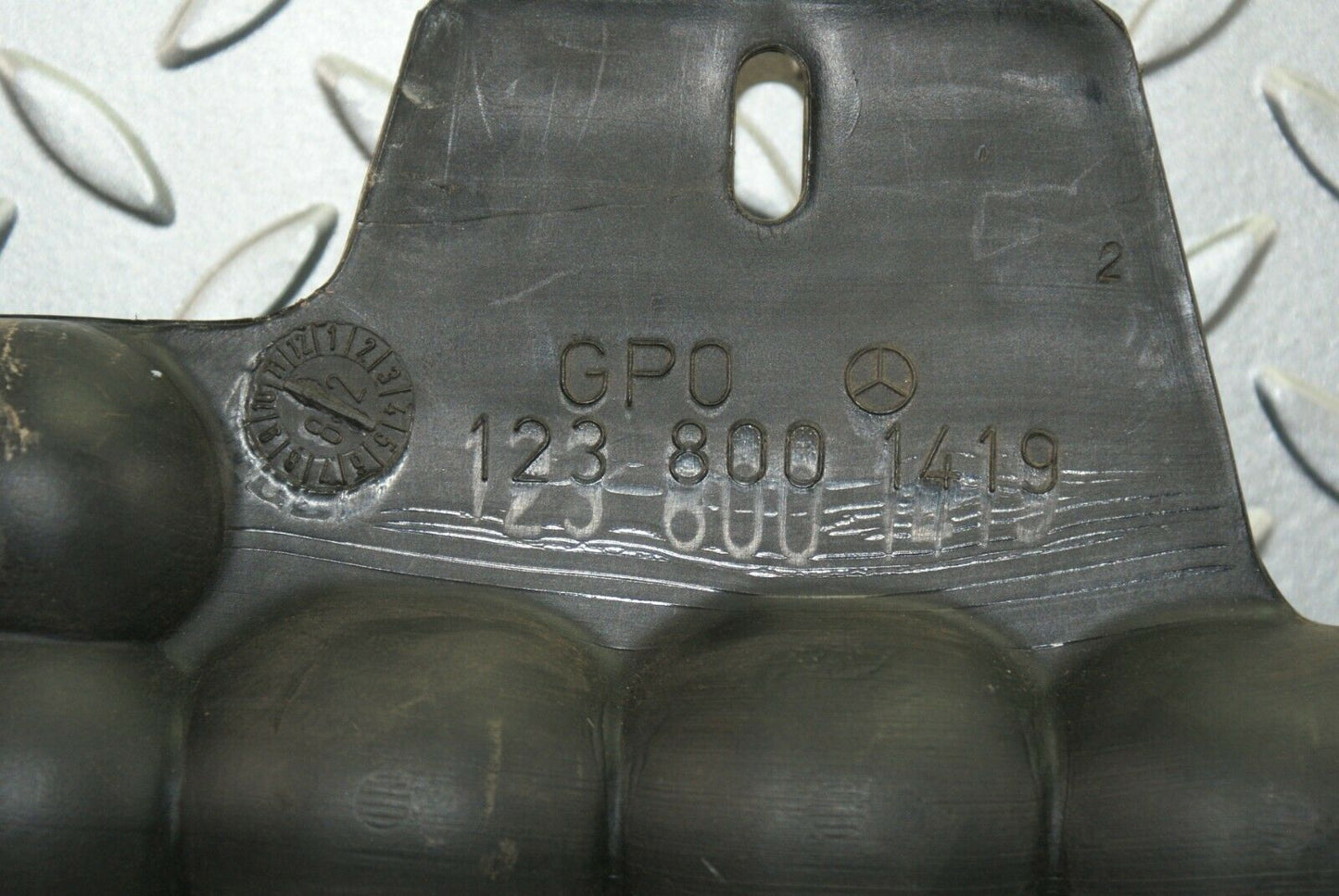2994 Mercedes-Benz C123 280CE Coupe Vacuum Reservoir Tank 1238001419