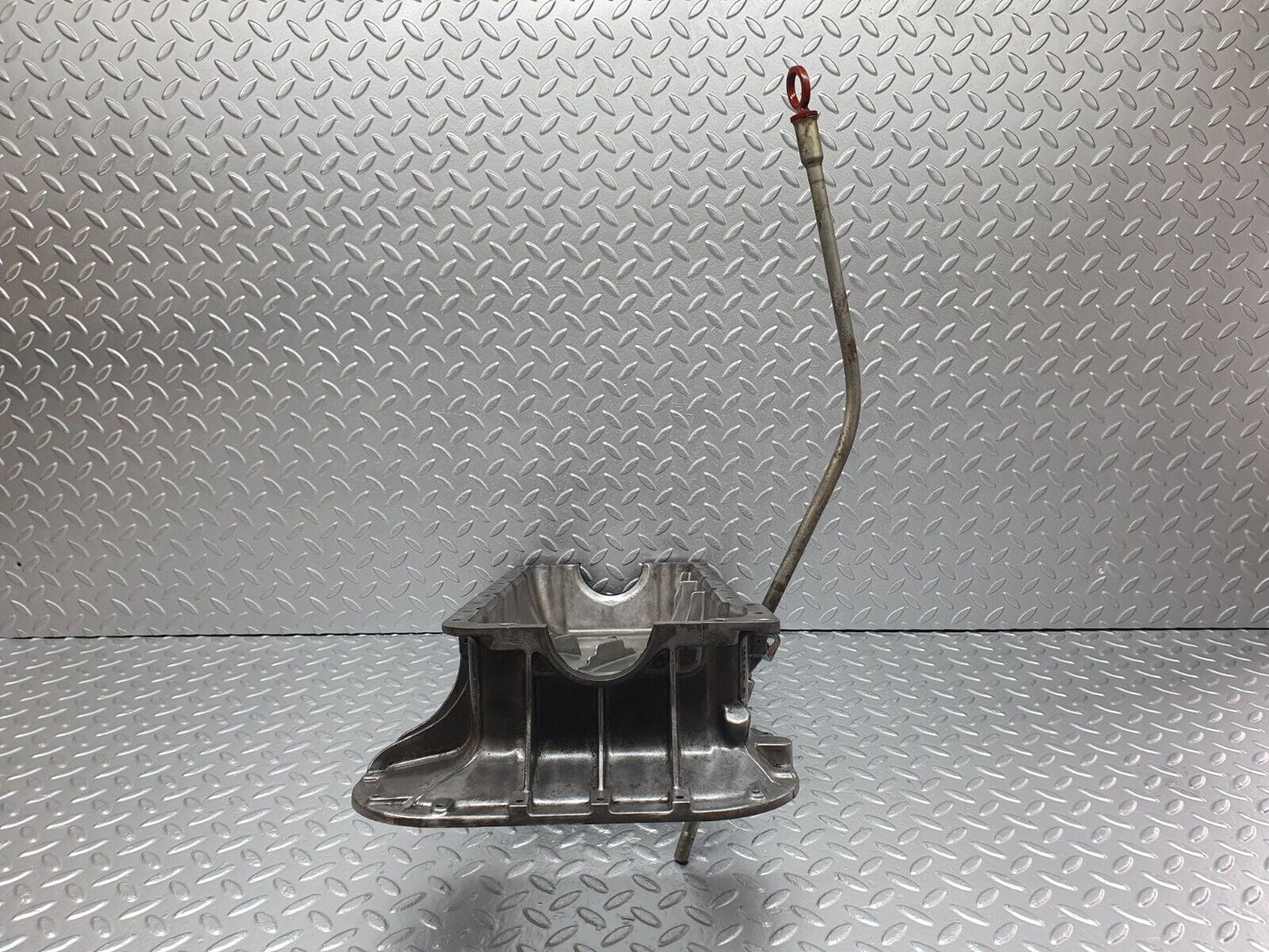 40876 Mercedes-Benz W123 240D Oil Pan Oil Sump 1150141402