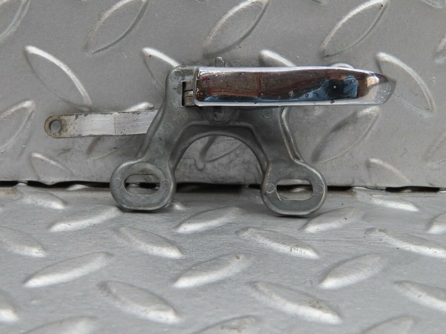 12665 Mercedes-Benz W111 220SE Interior Door Handle Left Side 1107660319