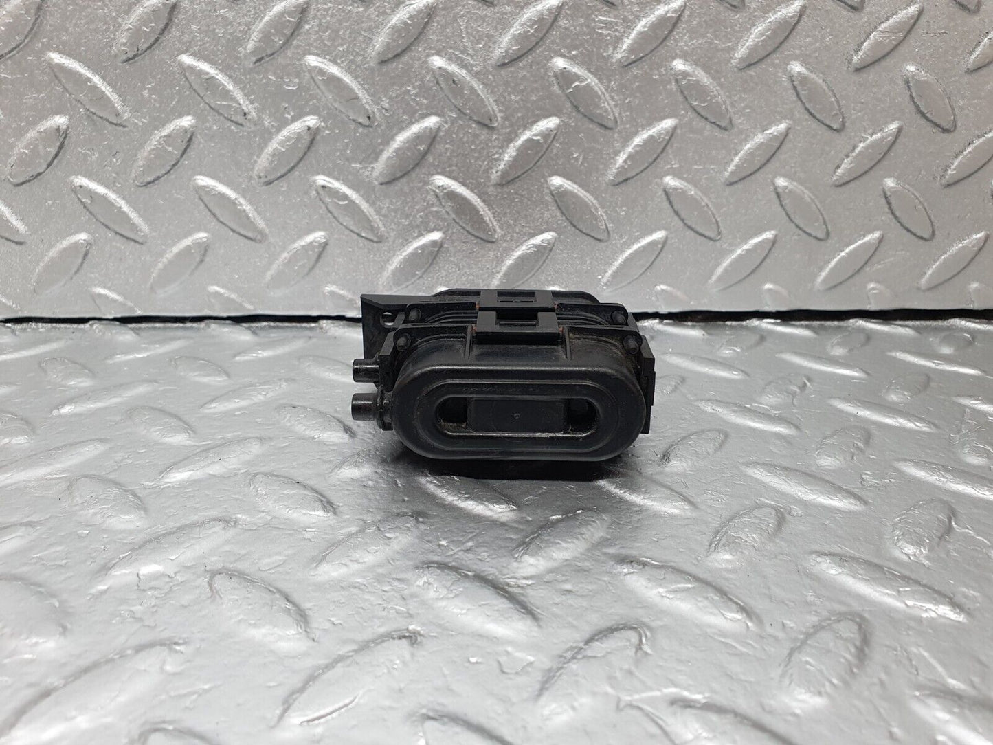 42557 Mercedes-Benz R129 320SL Coupe Heater Box Vacuum Actuator