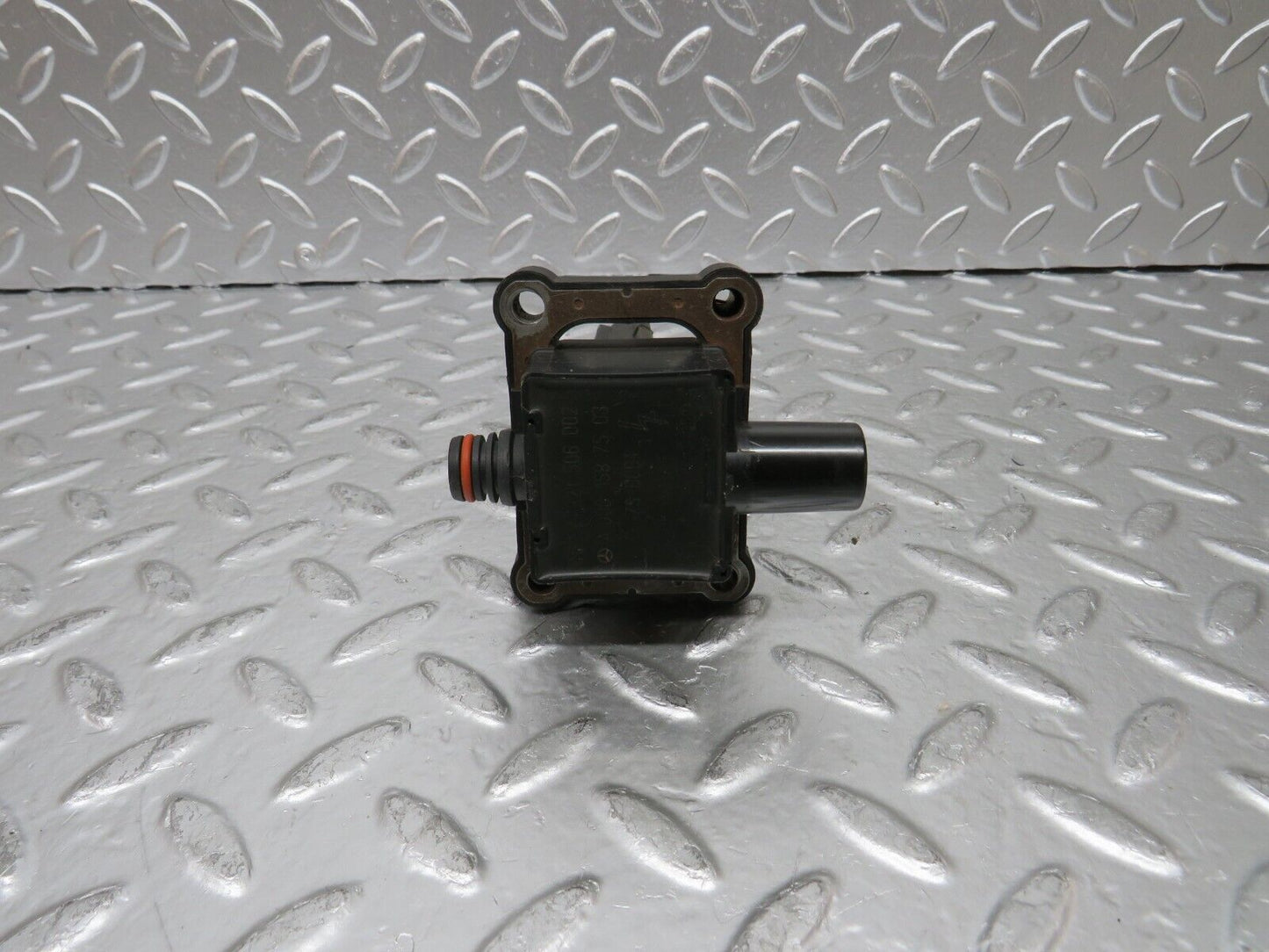 24944 Mercedes-Benz W140 S320 Ignition Coil Bosch 0001587503