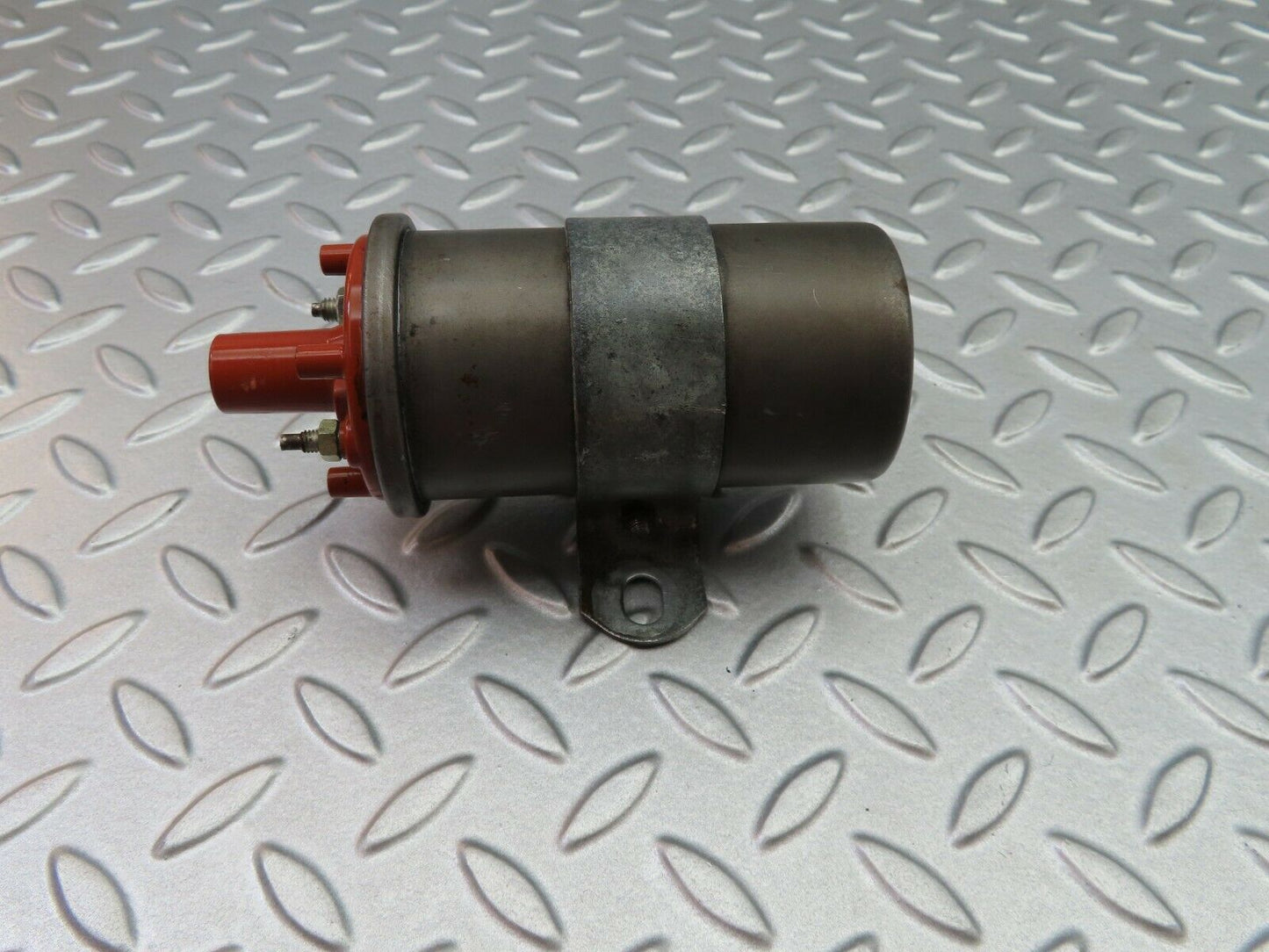 5827 Mercedes-Benz W123 200 Ignition Coil Bosch 0001584003