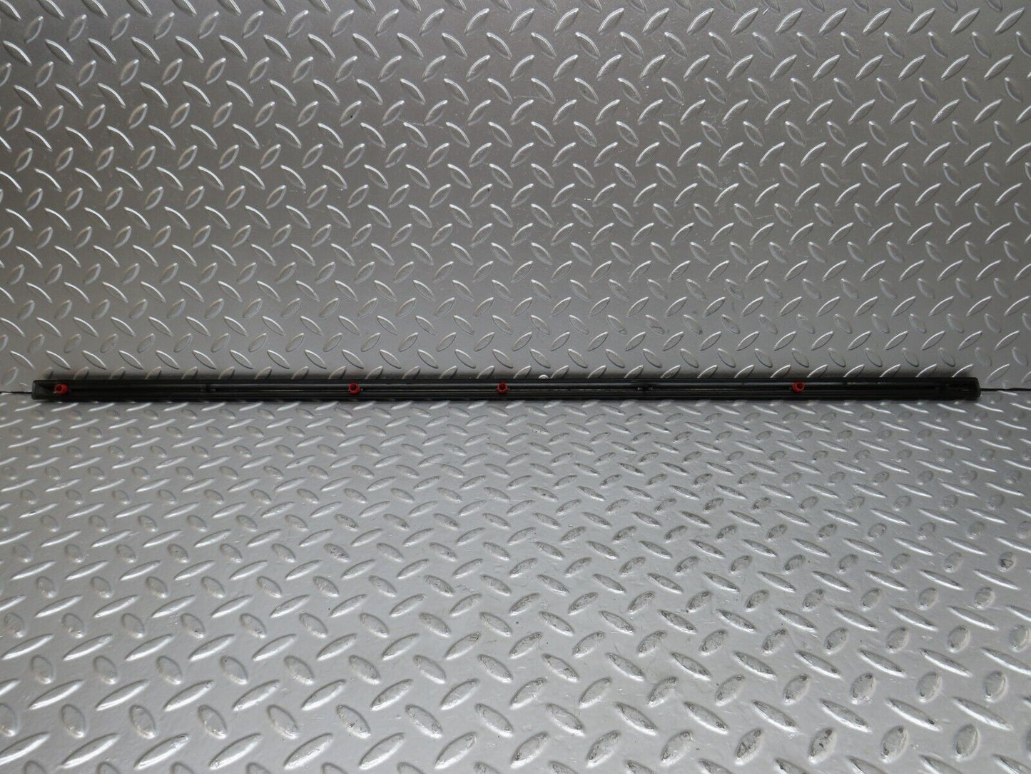27111 Mercedes-Benz W123 280E Front Left Door Centre Moulding Trim