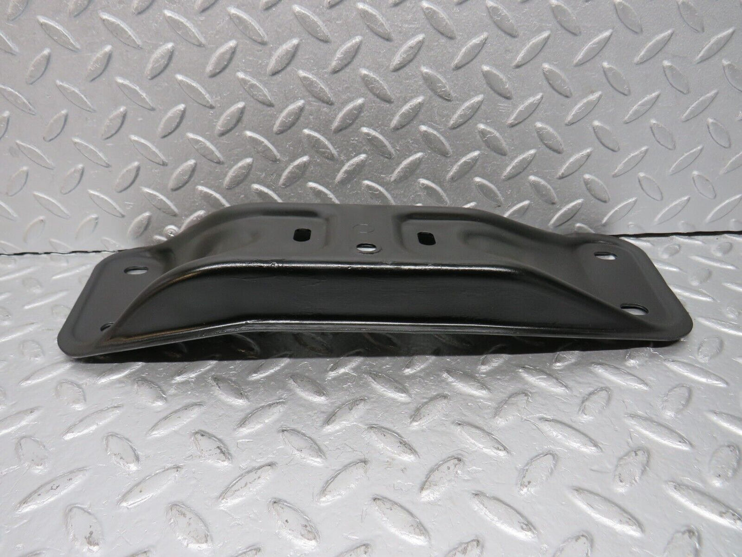 39568 Mercedes-Benz R129 320SL Coupe Gearbox Mount Bracket