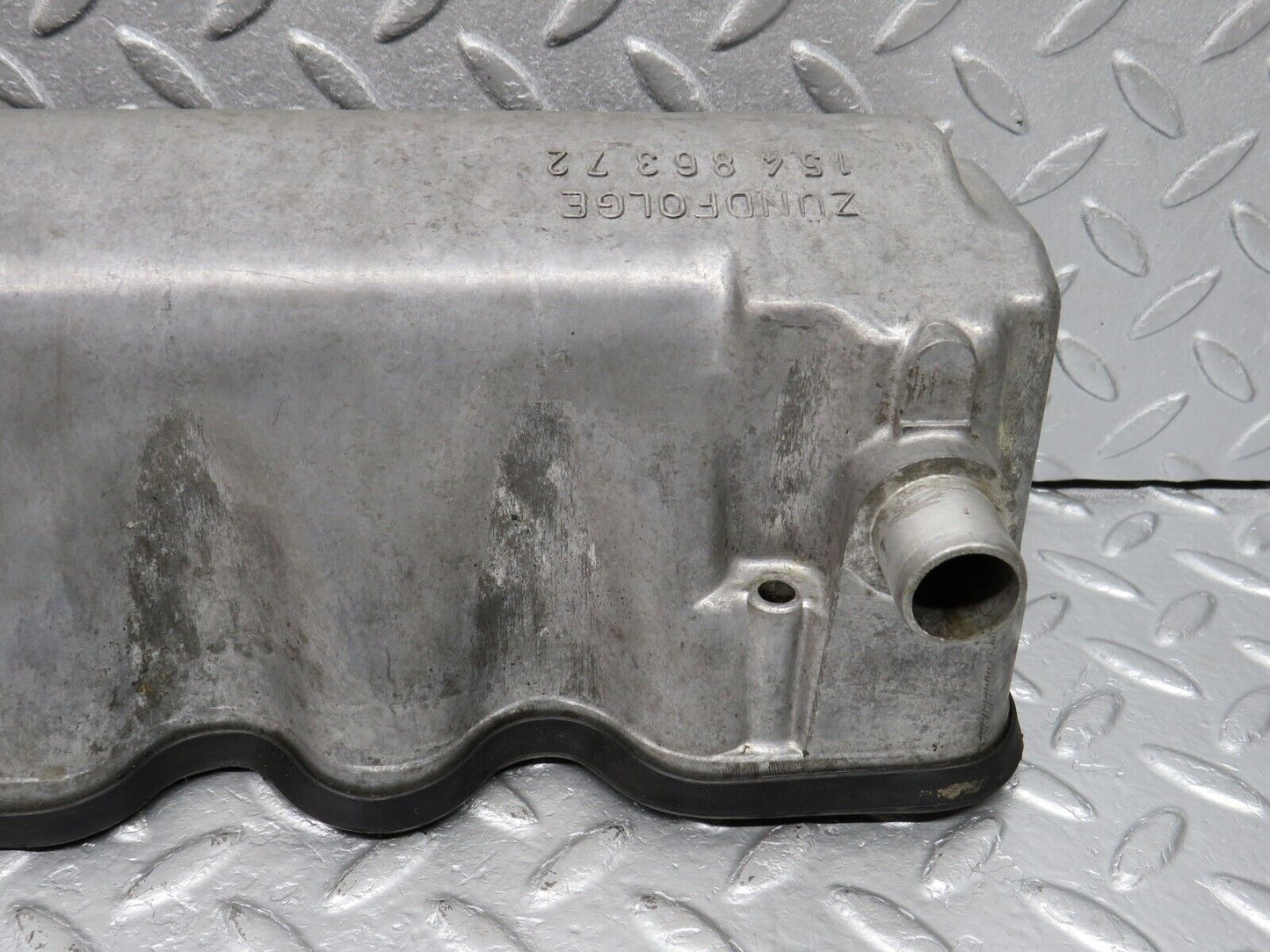 39895 Mercedes-Benz R107 350SL Coupe Cylinder Head Valve Cover Right 1160163305 1160160621