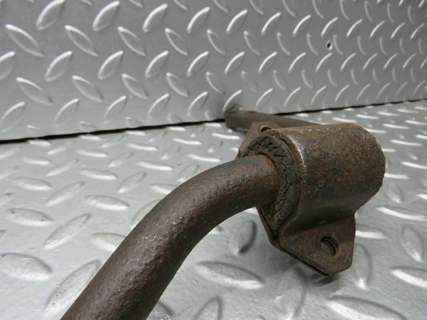 22240 Mercedes-Benz S123 280TE Wagon Anti Roll Bar Rear