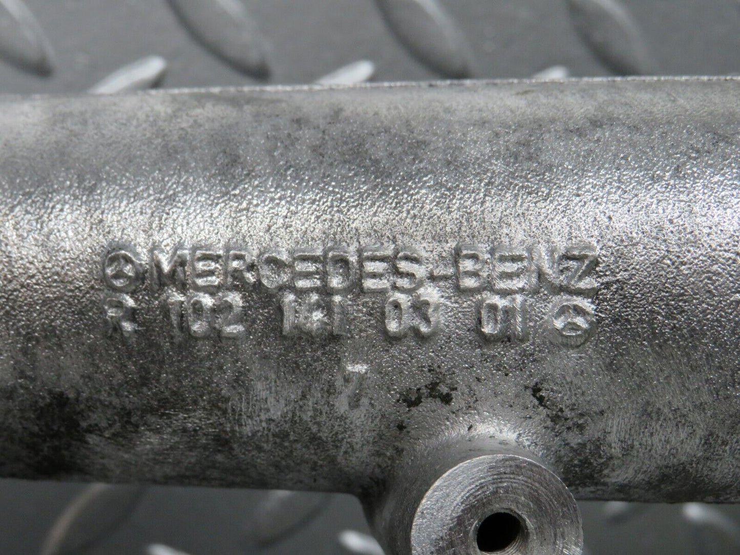 28696 Mercedes-Benz W123 230E Intake Manifold 1021410301 1021411190