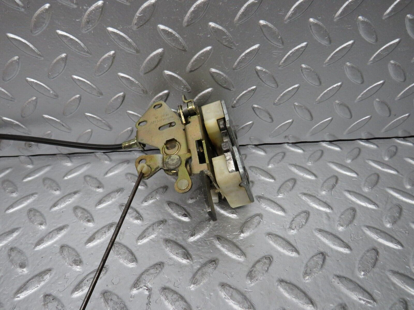 30103 Porsche 924 Left Door Lock Mechanism 92753705306 92853715303