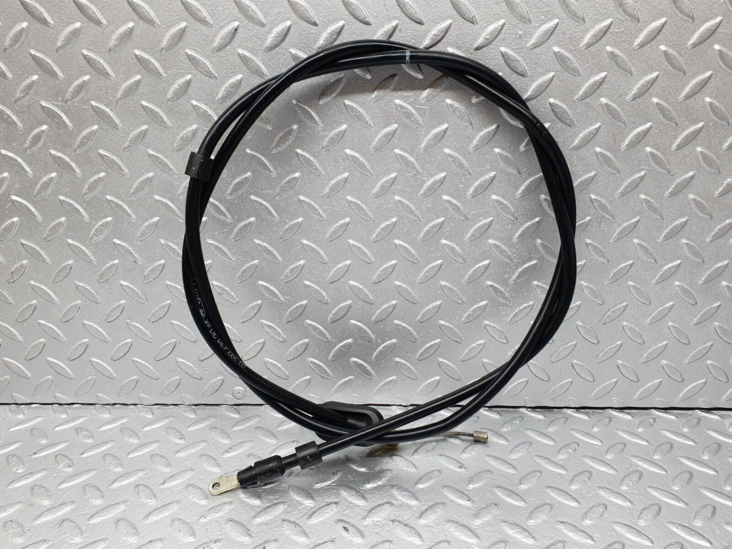 42093 Mercedes-Benz W202 C200 Parking Brake Cable 2024203085