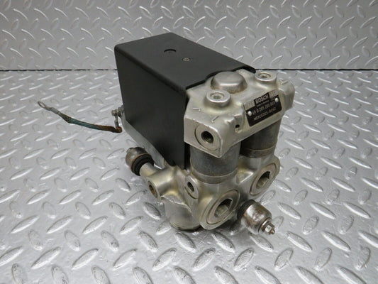 34371 Mercedes-Benz C126 380SEC Coupe ABS Pump Bosch 0265200003