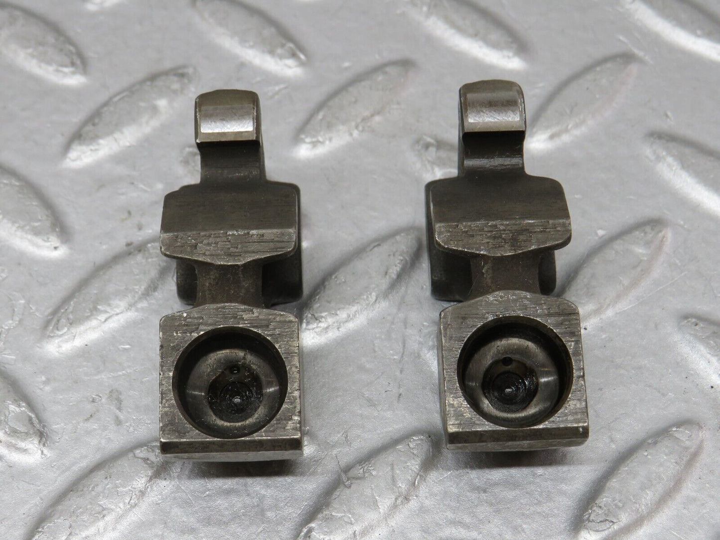 35642 Mercedes-Benz R107 280SL Valve Rocker Arm With Spring And Tappet