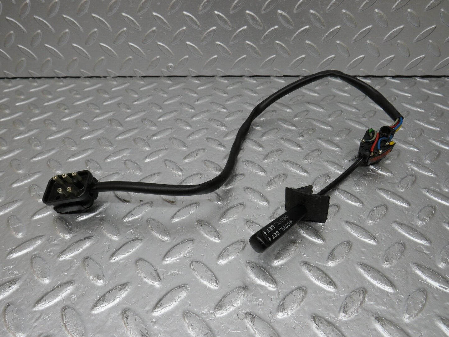 34330 Mercedes-Benz C126 380SEC Coupe Cruise Control Stalk 1265453524