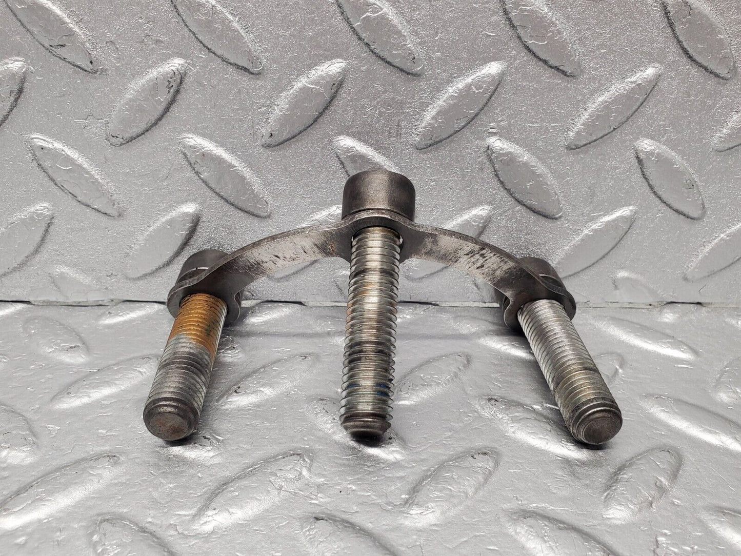 46050 Mercedes-Benz W126 420SE Drive Shaft Bolt Differential Bolt Set
