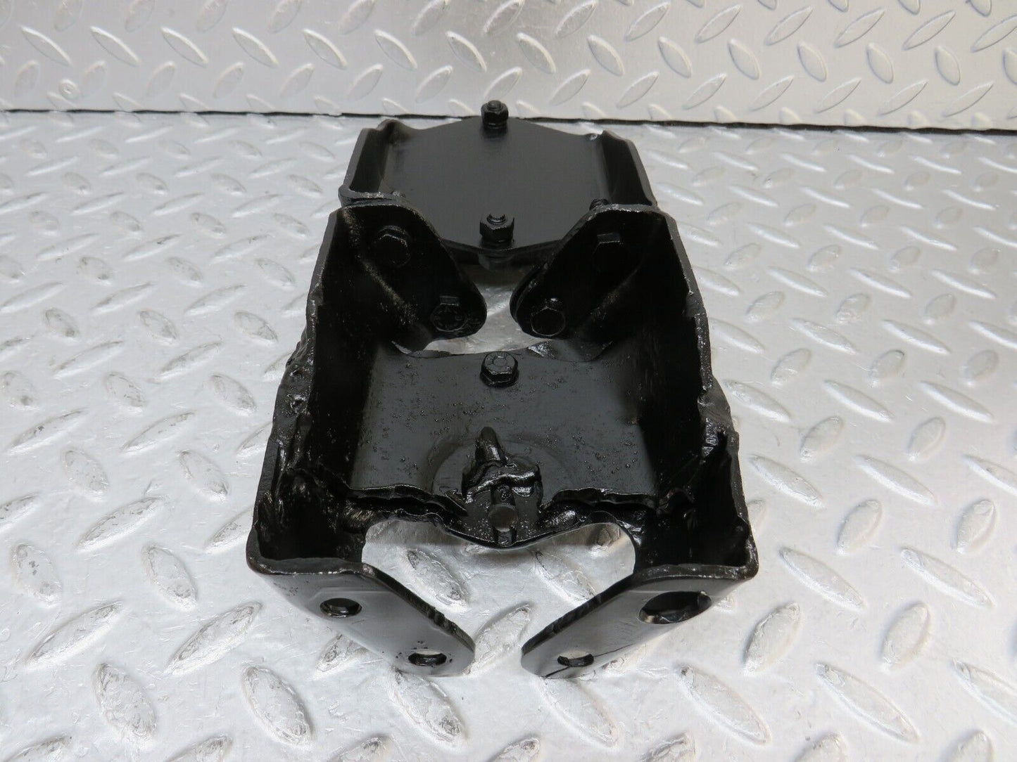 35789 Mercedes-Benz W108 Gearbox Mount Bracket