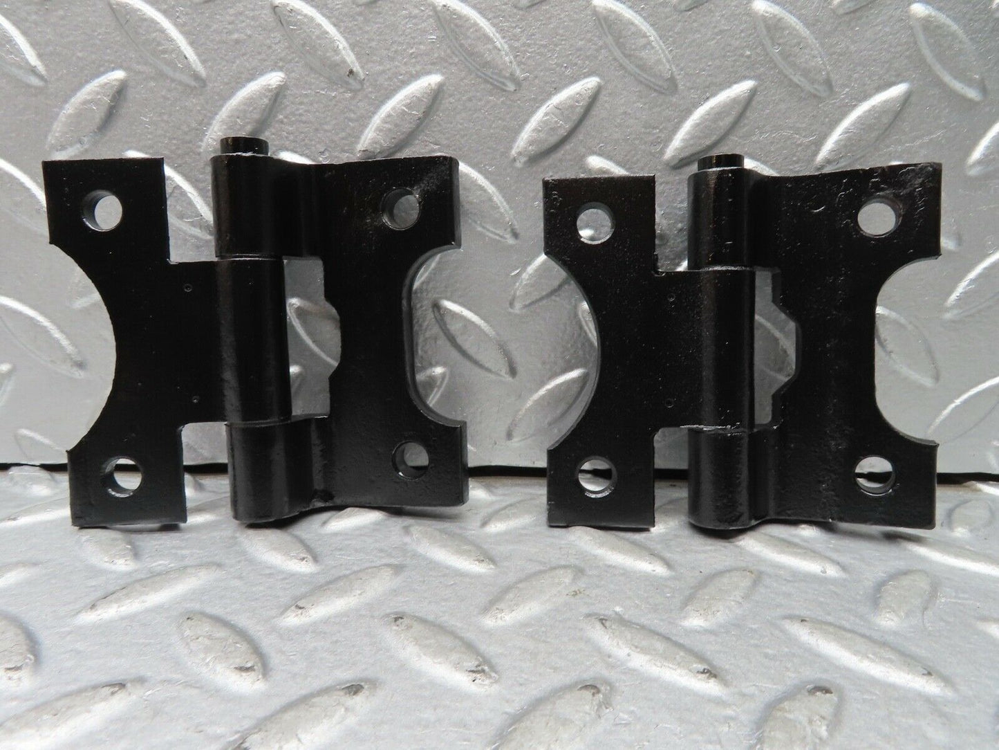 20524 Mercedes-Benz R107 450SL Right Door Hinges Pair