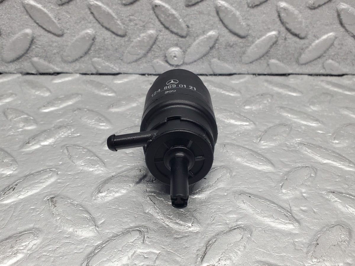 W201 Baby Benz windscreen washer pump used OEM