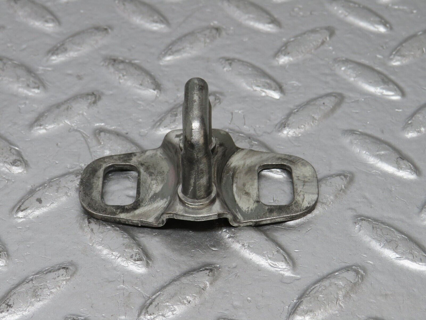 33324 Mercedes-Benz W202 C180 Bonnet Lock Latch 2028800260