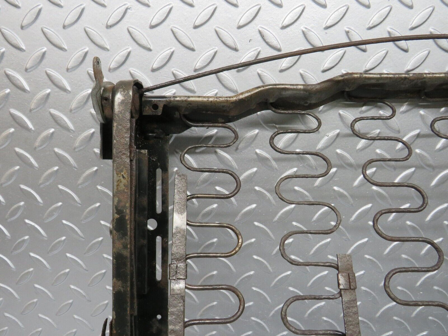 39983 Mercedes-Benz R107 350SL Coupe Front Seat Base