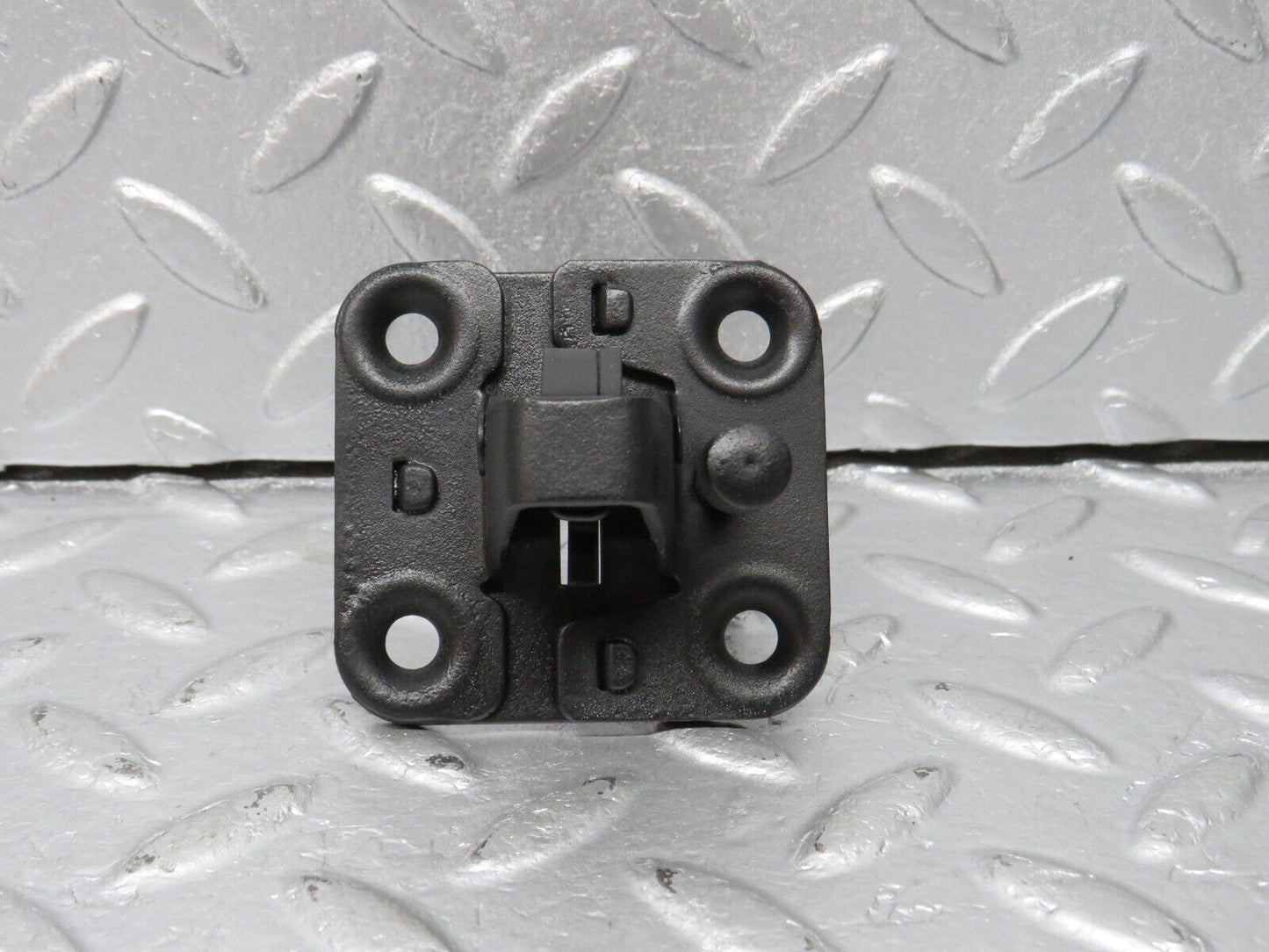 40536 Mercedes-Benz W123 300D Bonnet Lock Latch